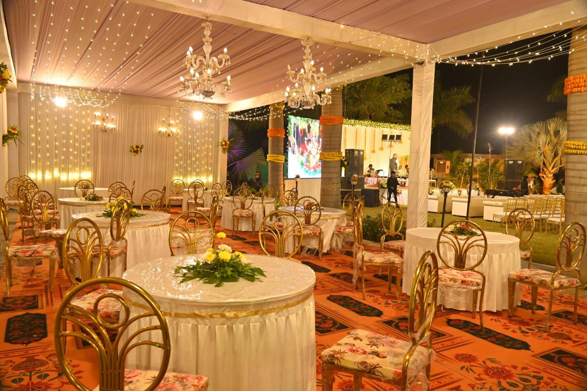 Srijan Inn Abu Road Ngoại thất bức ảnh